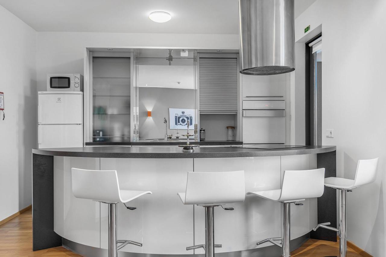 Sunny Apartment - By The Sea In City Center Рейкьявик Экстерьер фото